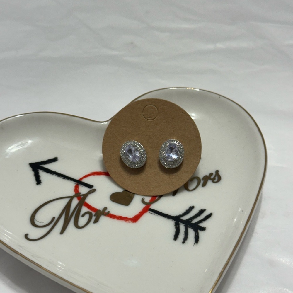FINAL ACT JEWELRY,EARRINGS SALE $10 - Picture 1 of 5